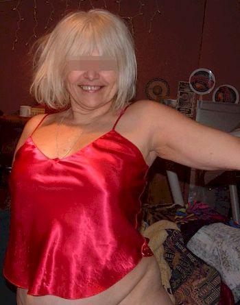 Grosse femme de 60 ans à baiser sur Vitry-sur-Seine
