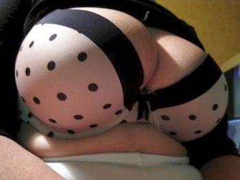 Femme ronde sexy avec des gros seins sur Paris